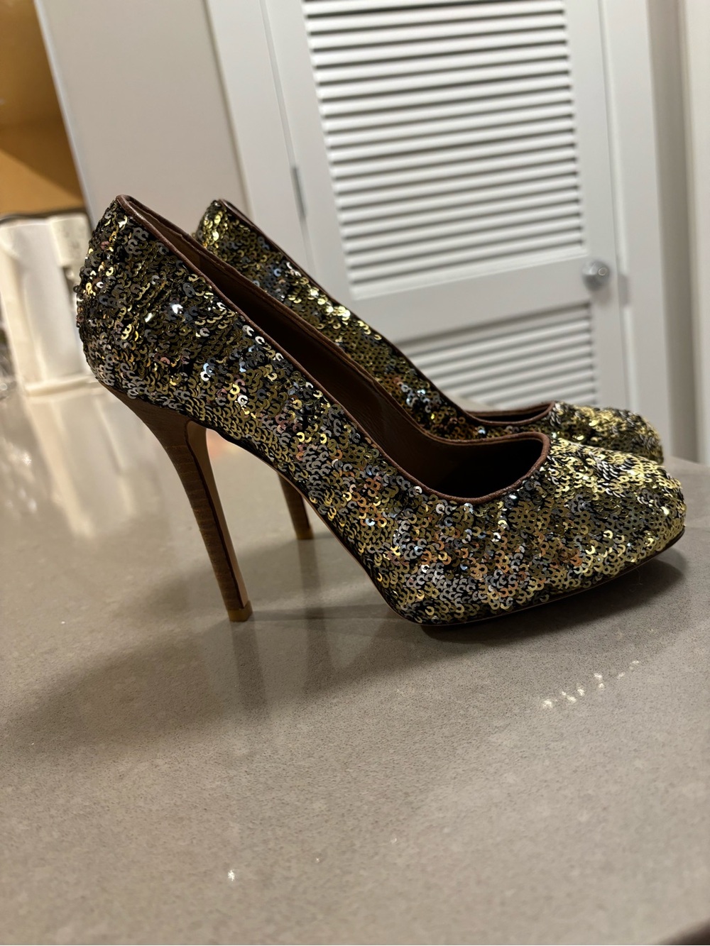 D&G Gold Sequin High Heel Pumps - Women's Dress Shoes